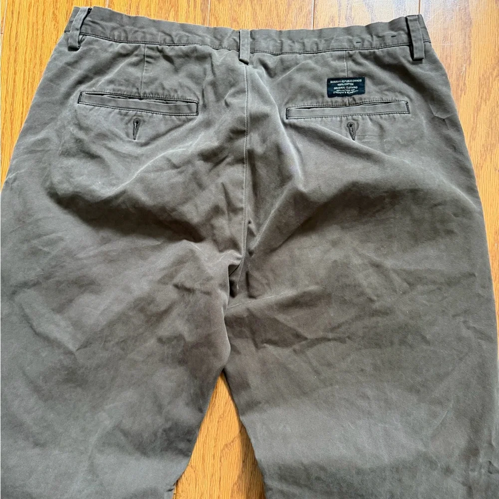 Banana Republic classic khaki